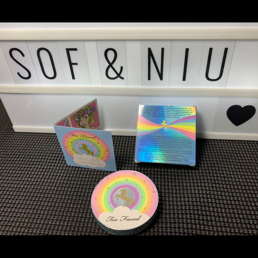 Too Faced Rainbow Strobe Highlighter